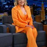 Elisabeth Moss The Tonight Show 26th April 2022 5