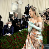 Blake Lively 2022 Met Gala 16