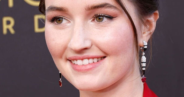 Kaitlyn Dever 27th Critics Choice Awards