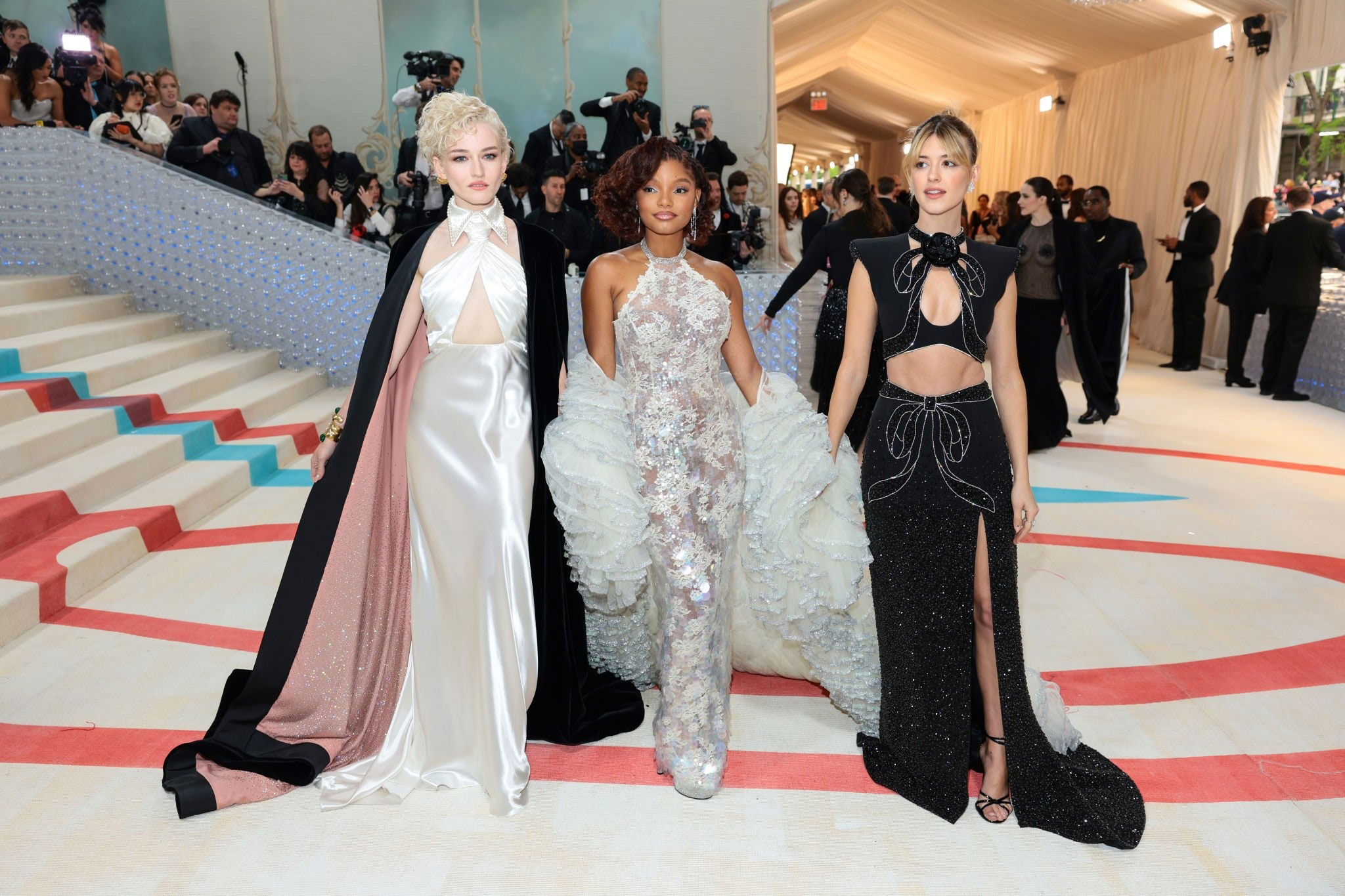 Julia Garner 2023 Met Gala 2 - Satiny