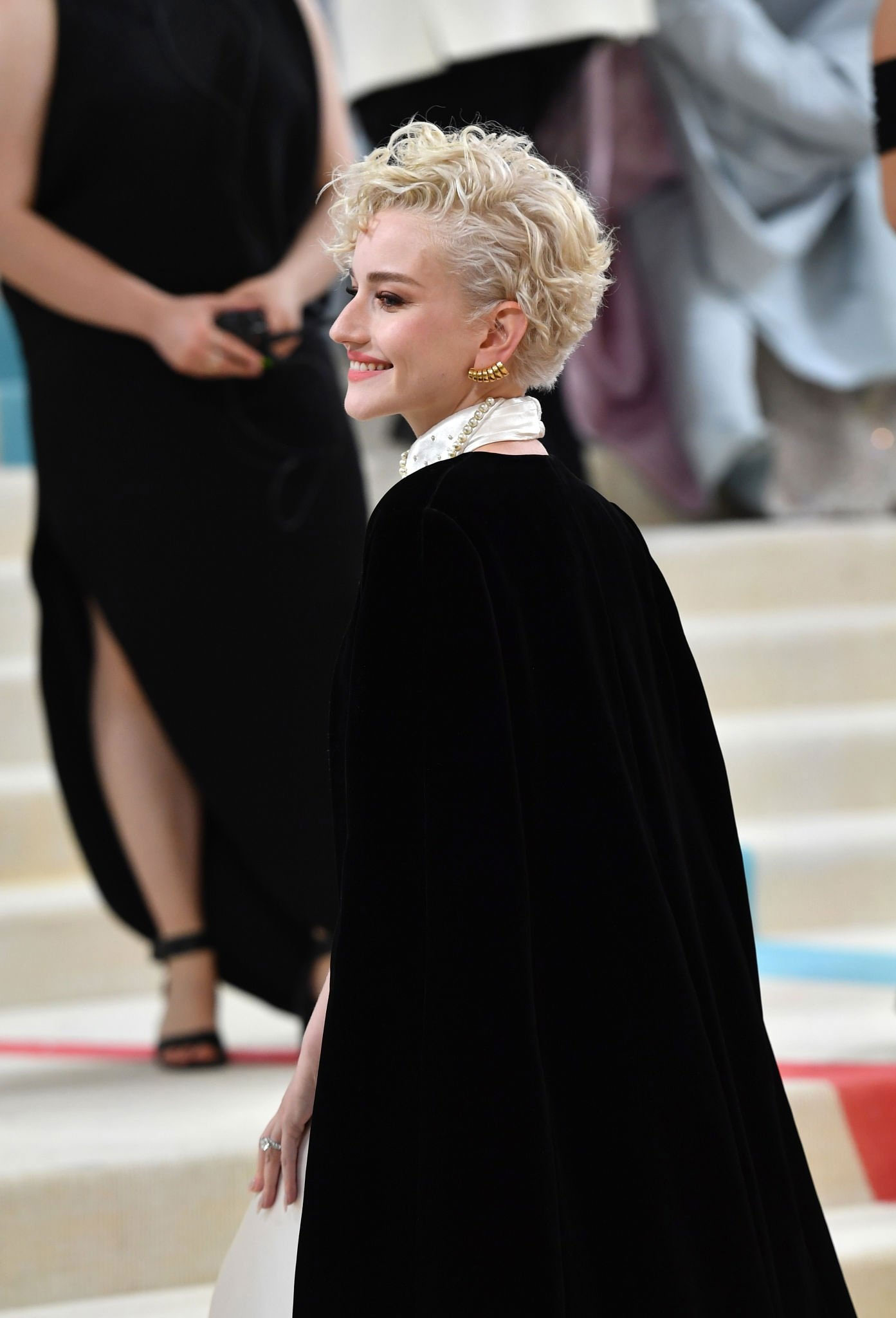 Julia Garner 2023 Met Gala 2 Satiny