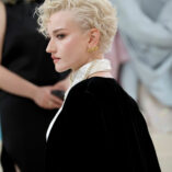 Julia Garner 2023 Met Gala 56