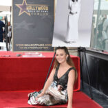 Billie Lourd Carrie Fisher Hollywood Walk Of Fame 22