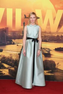 Kirsten Dunst Civil War Screening 16