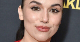 Grace Caroline Currey 51st Saturn Awards Photos - Satiny.org