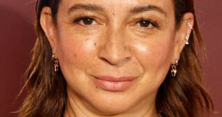 Maya Rudolph - Satiny.org