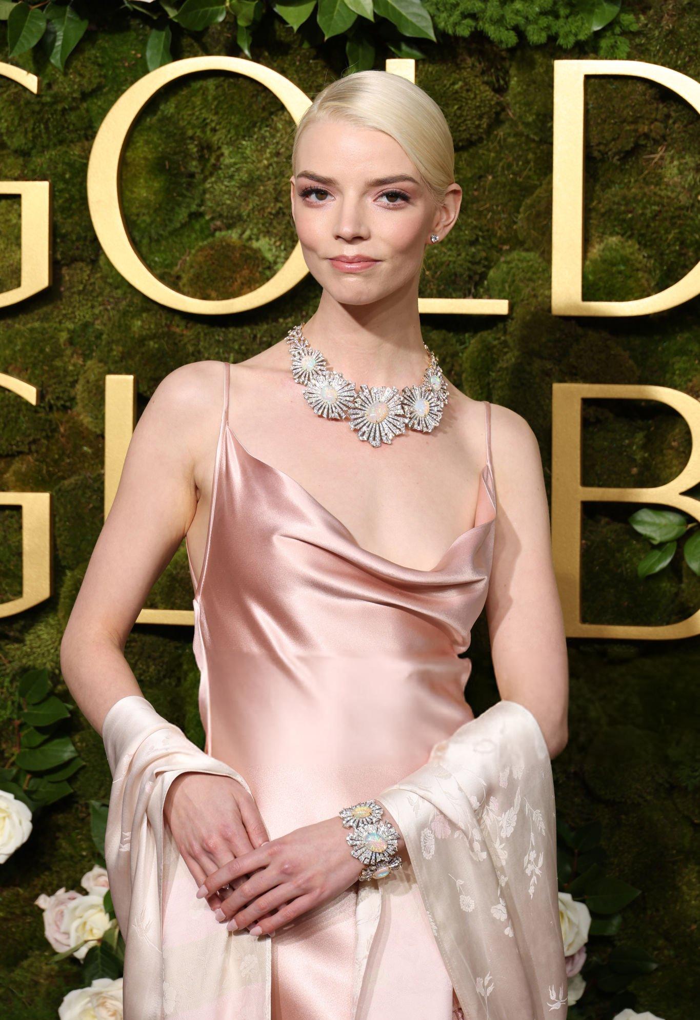 Anya Taylor Joy 82nd Golden Globe Awards Satiny
