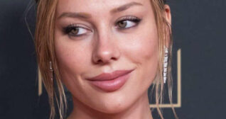 Ester Expósito - Satiny.org