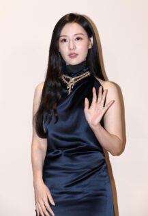 Kim Ji-won BVLGARI Serpenti Infinito Exhibition 5