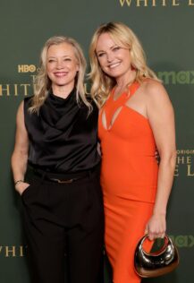Amy Smart The White Lotus Premiere 8
