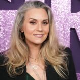 Hilarie Burton Girls5eva Premiere 9