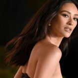 Shay Mitchell 2025 Vanity Fair Oscar Party 53