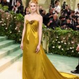 Elizabeth Debicki 2024 Met Gala 29