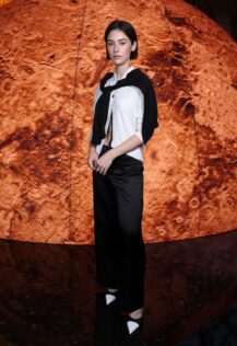 Gracie Abrams 2025 Paris Fashion Week 2