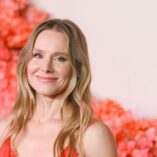 Kristen Bell Nobody Wants This Season Two Premiere 40