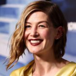 Rosamund Pike Now You See Me: Now You Don't Premiere 10