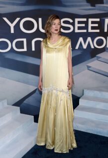 Rosamund Pike Now You See Me: Now You Don't Premiere 3