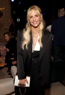 Sarah Michelle Gellar Rental Family Premiere 16