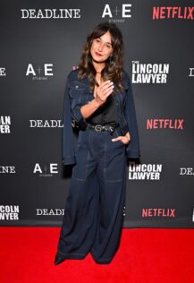 Emmanuelle Chriqui The Lincoln Lawyer Season Four Premiere 2
