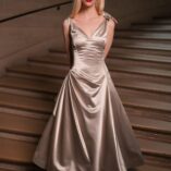 Anya Taylor-Joy The Grand Diner Du Louvre 30