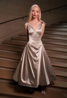 Anya Taylor-Joy The Grand Diner Du Louvre 30