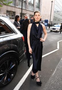 Rosamund Pike 2026 Olivier Awards 9